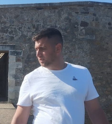 Profil de Rayad, 32 ans, Escort TS Suisse à Gessenay