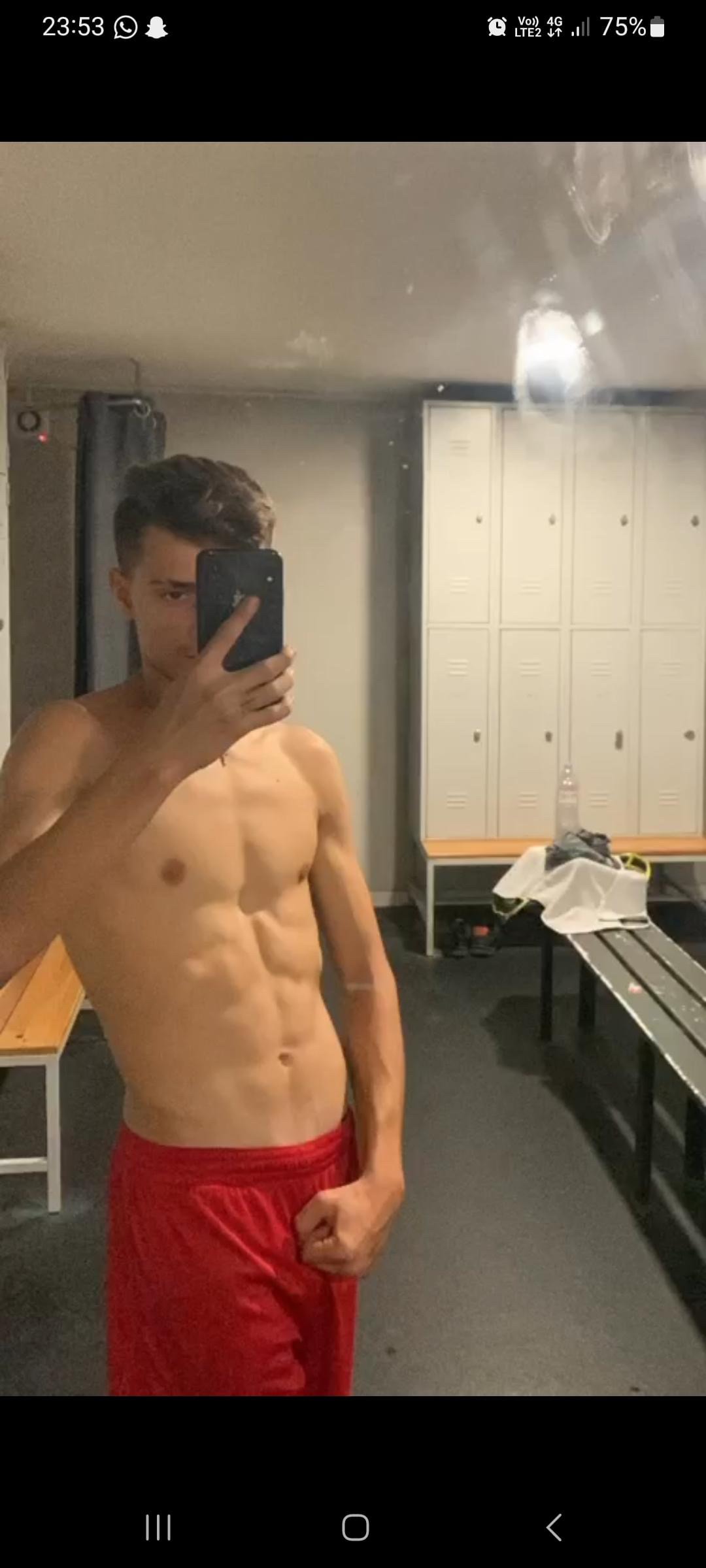 Profil de Abdelhaziz, 20 ans, Escort TS Suisse à Büron