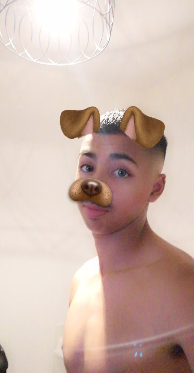 Profil de Jeannot, 22 ans, Escort TS Suisse à Zeiningen