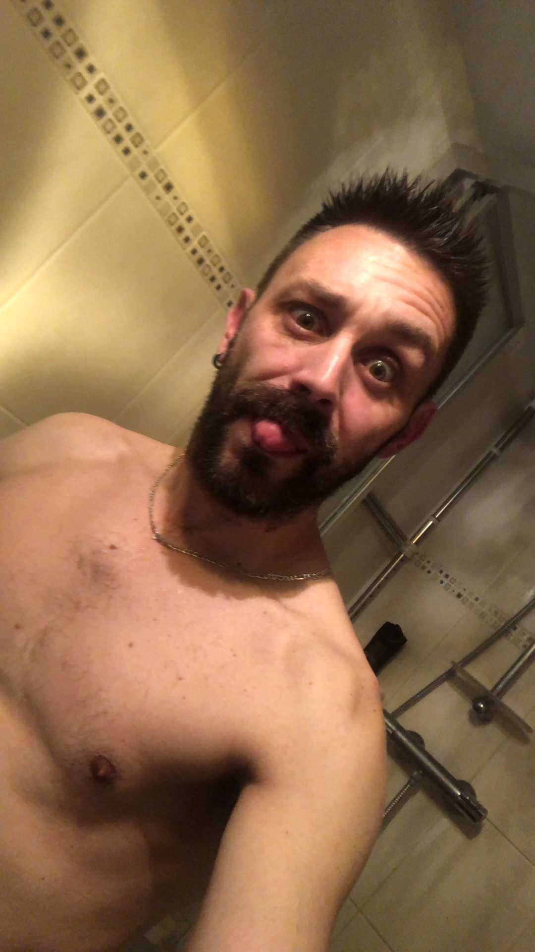 Profil de Zion, 39 ans, Escort TS Suisse à Riex