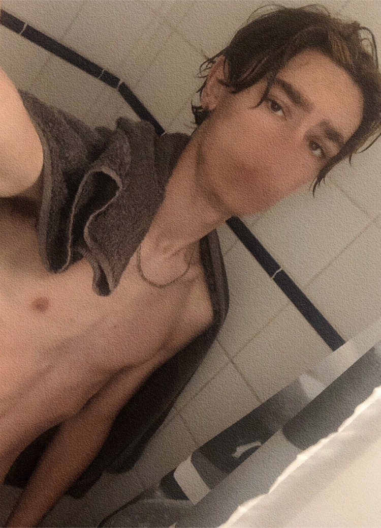 Profil de Kayron, 19 ans, Escort TS Suisse à Seewis-Schmitten
