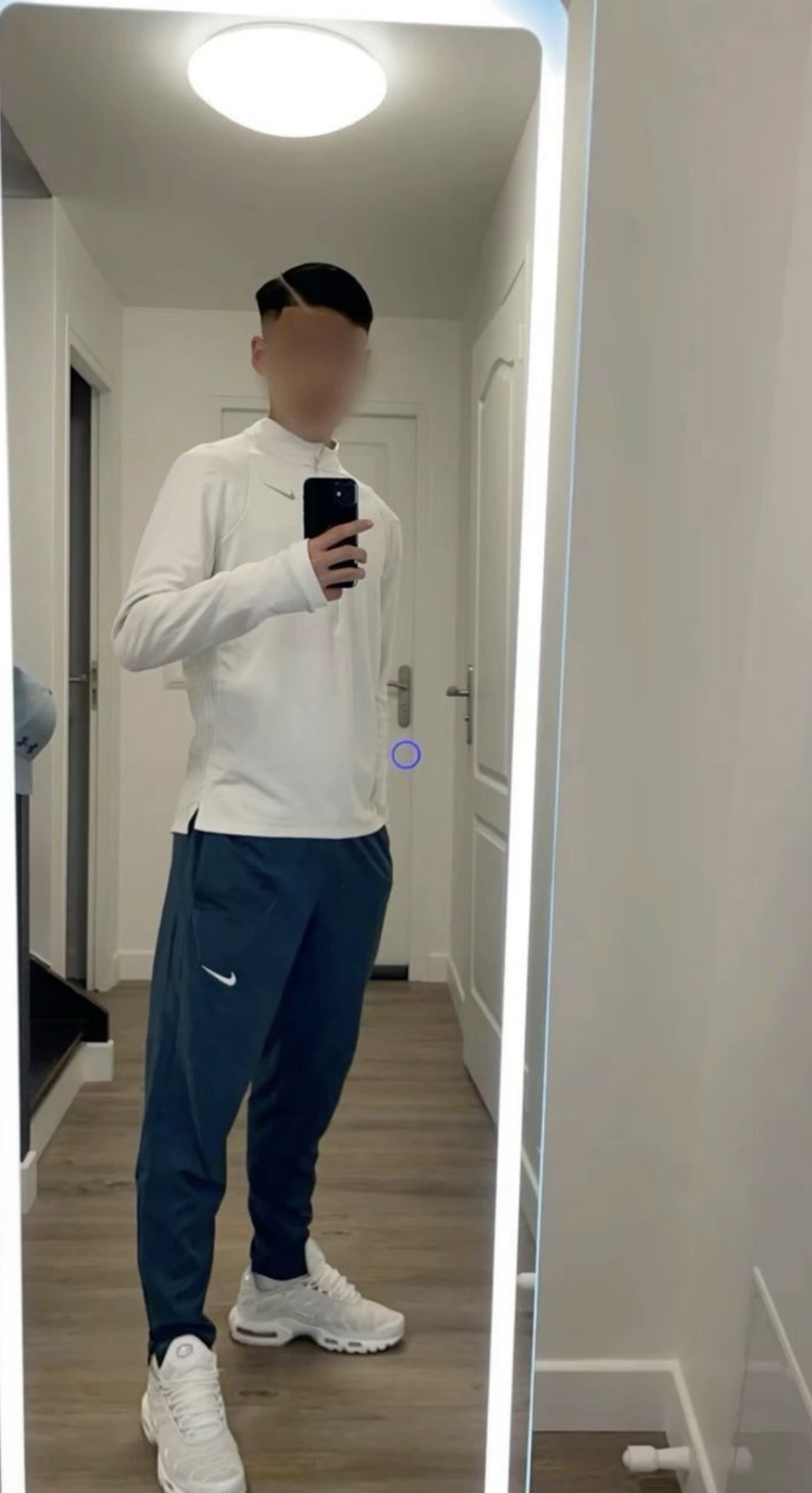 Profil de Roméo, 21 ans, Escort TS Suisse à Moudon