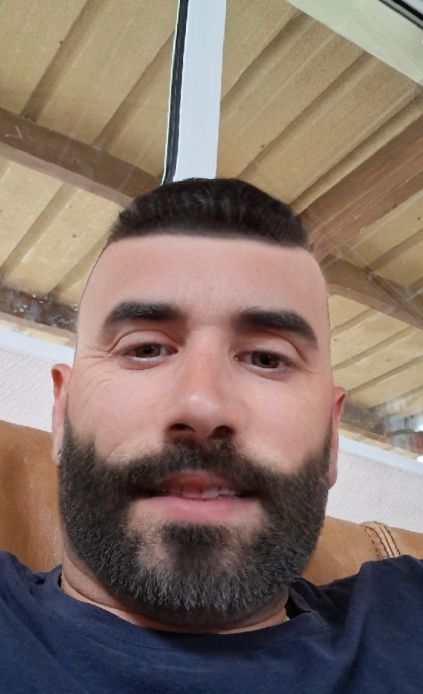 Profil de Santo, 40 ans, Escort TS Suisse à Granges VS