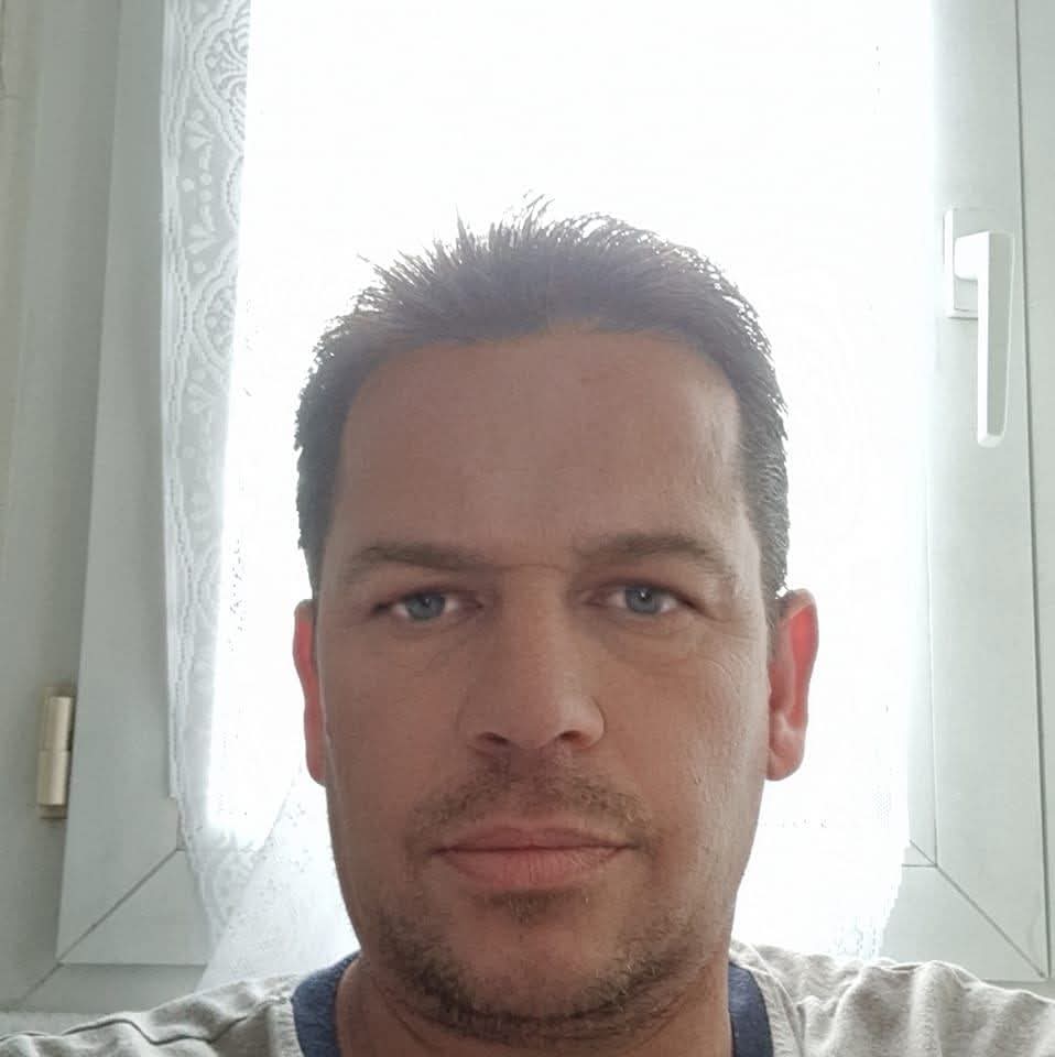 Profil de Johnatan, 52 ans, Escort TS Suisse à Lanna
