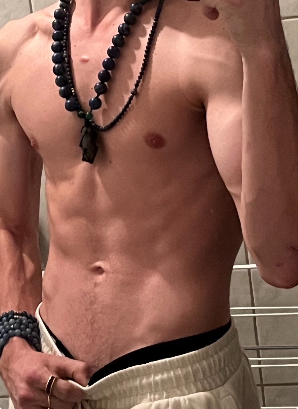 Profil de Banfa, 23 ans, Escort TS Suisse à Leysin