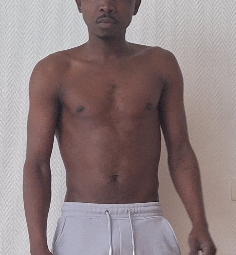 Profil de Maxym, 35 ans, Escort TS Suisse à Pomy