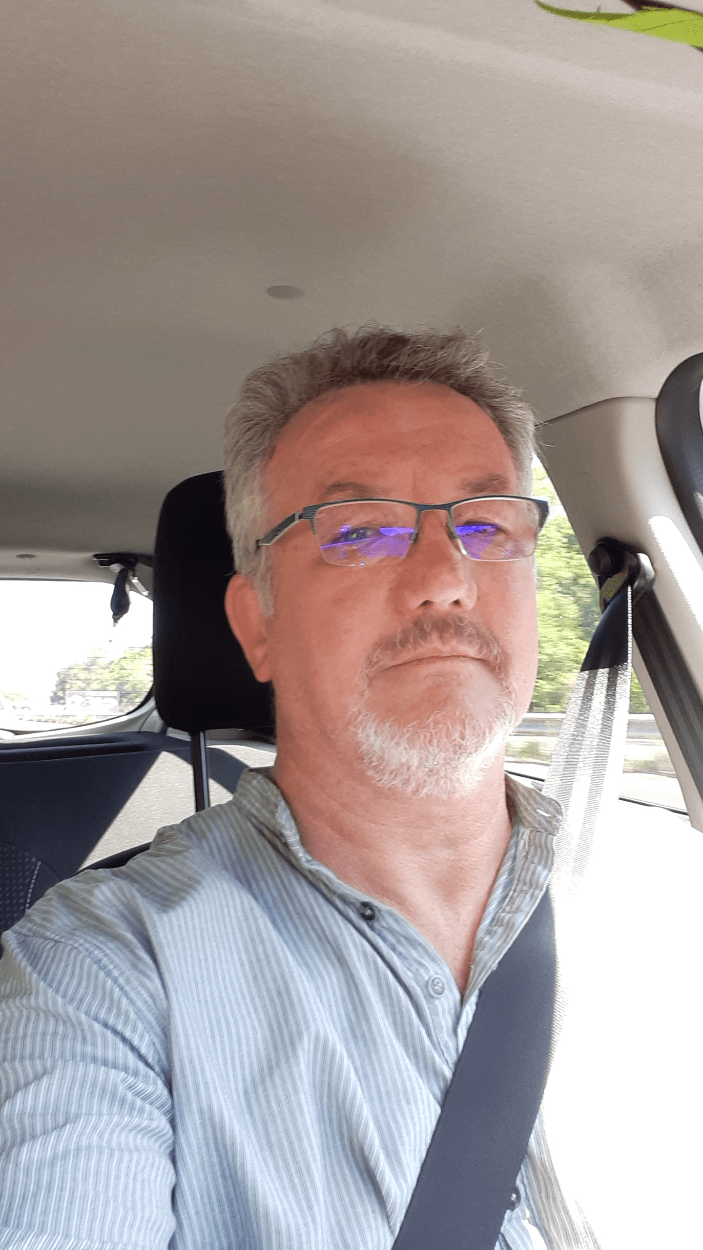Profil de Karan, 55 ans, Escort TS Suisse à Echichens
