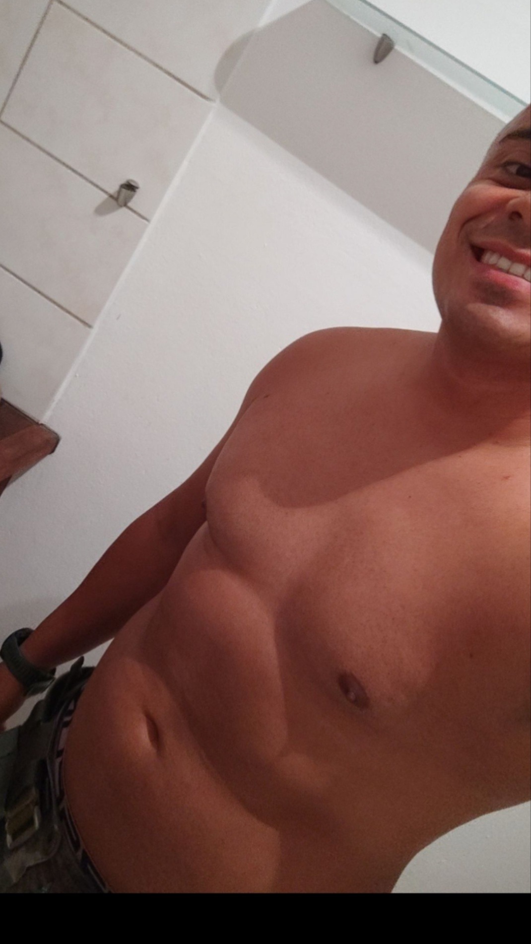 Profil de Jasim, 31 ans, Escort TS Suisse à Grandcour