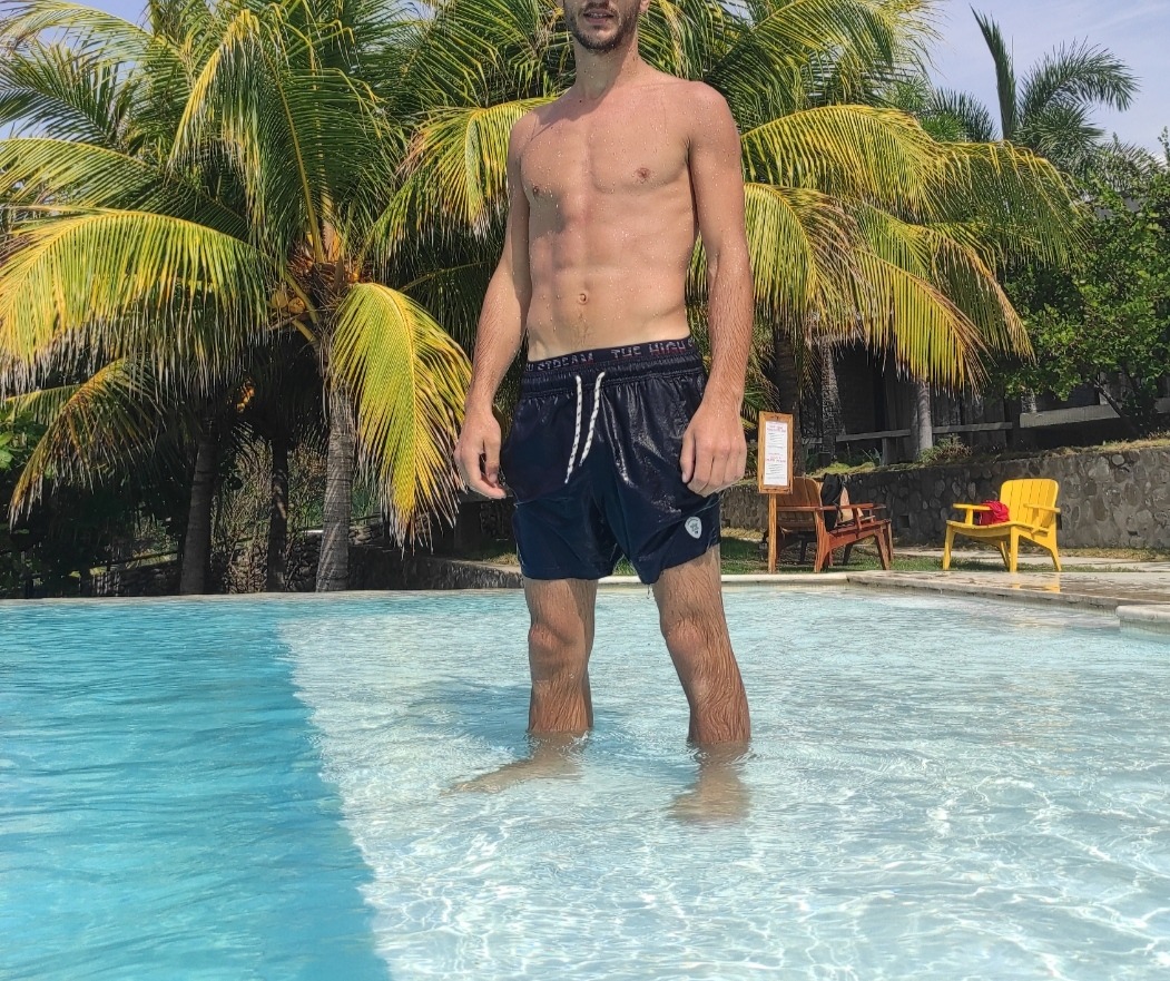 Profil de Robby, 33 ans, Escort TS Suisse à Koppigen