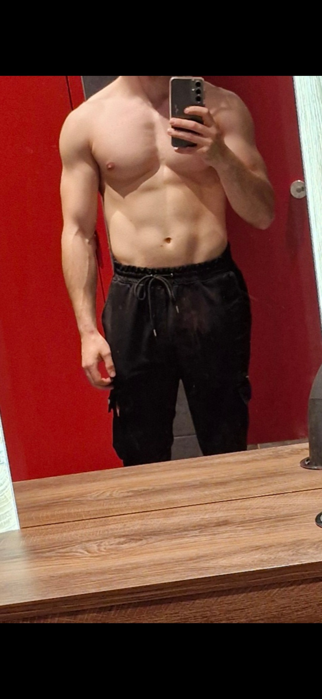 Profil de Riaz, 25 ans, Escort TS Suisse à Gondiswil