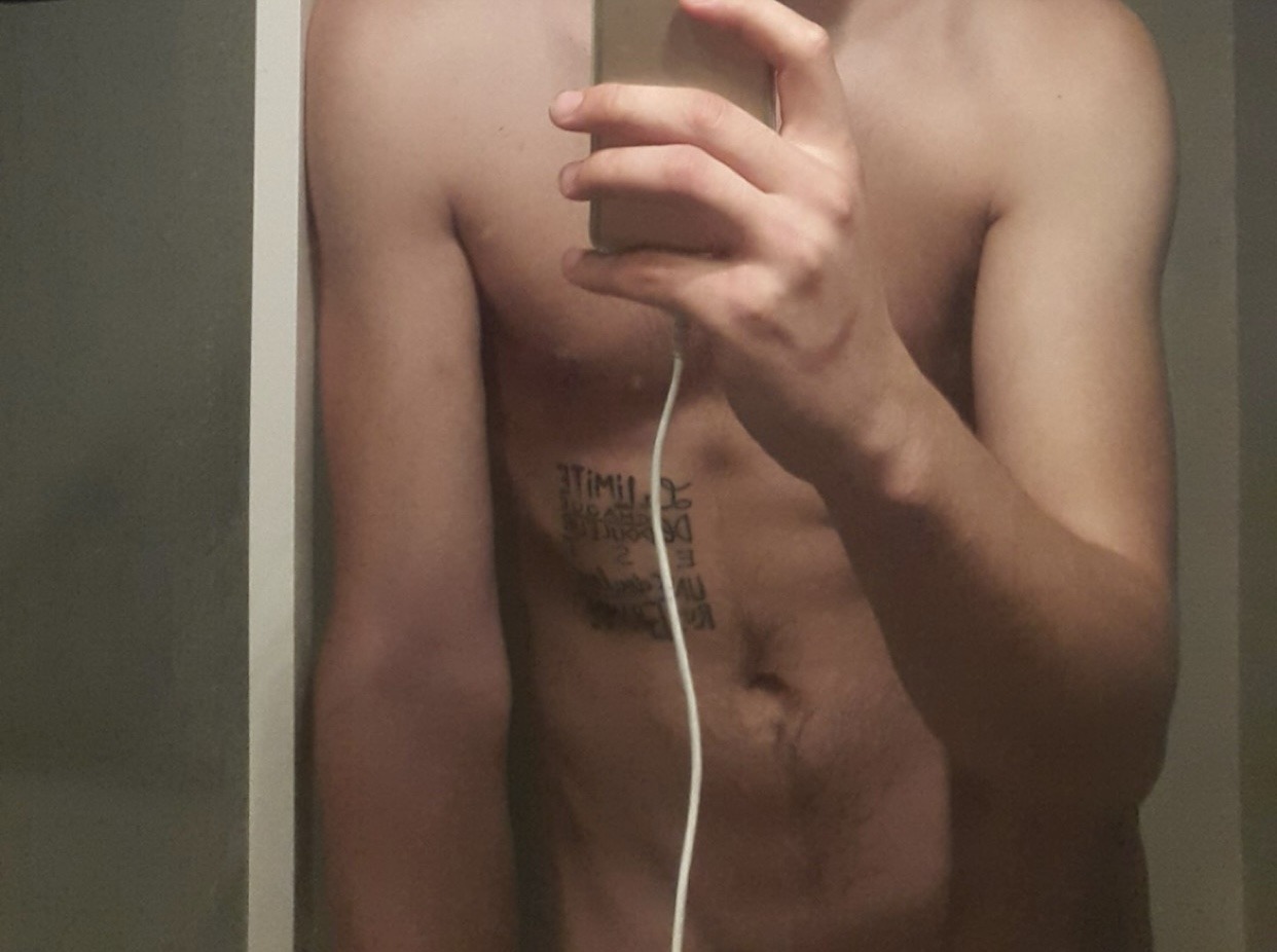 Profil de Turgay, 25 ans, Escort TS Suisse à Gilly