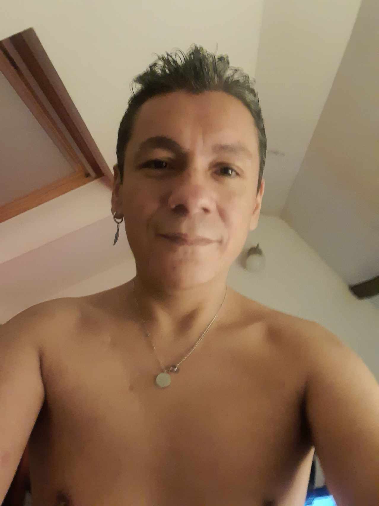 Profil de Umut, 38 ans, Escort TS Suisse à Panex