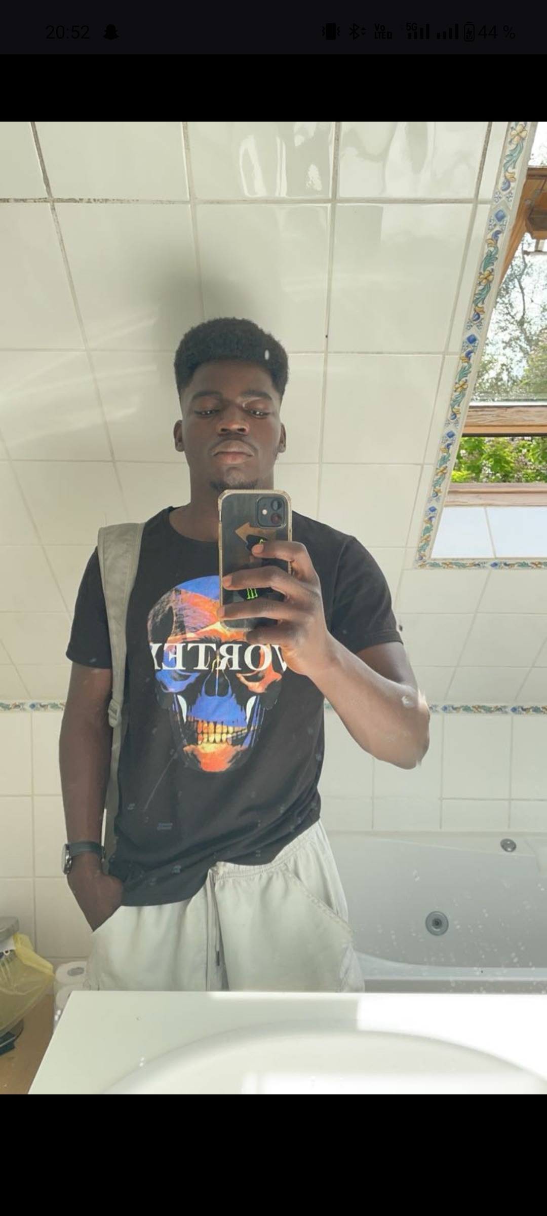 Profil de Carmelien, 25 ans, Escort TS Suisse à Echichens