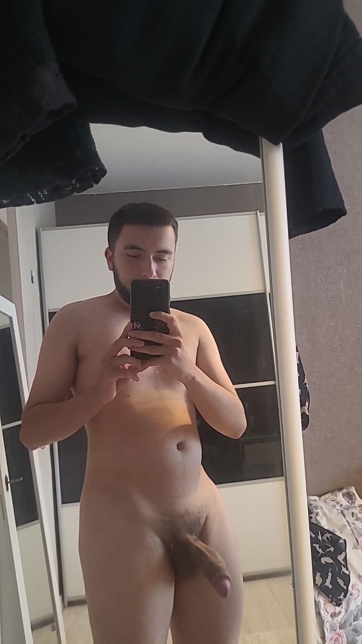Profil de Levon, 21 ans, Escort TS Suisse à Cassina d'Agno