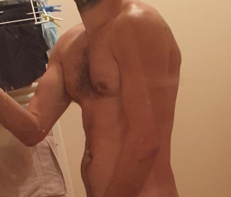Profil de Vassily, 45 ans, Escort TS Suisse à Daillon
