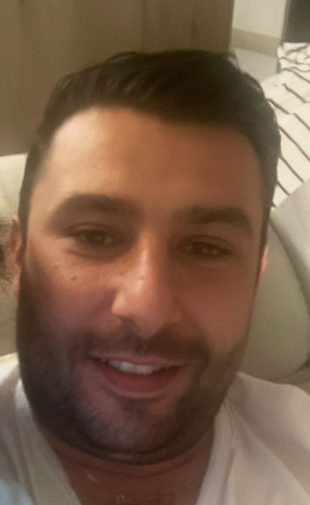 Profil de Lyes, 37 ans, Escort TS Suisse à Arosa