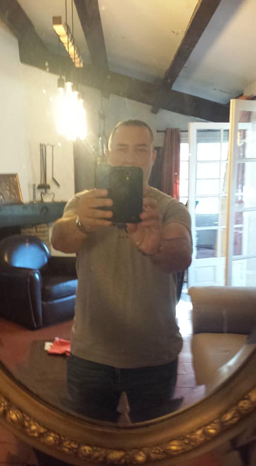 Profil de Jean-dominique, 48 ans, Escort TS Suisse à Suberg