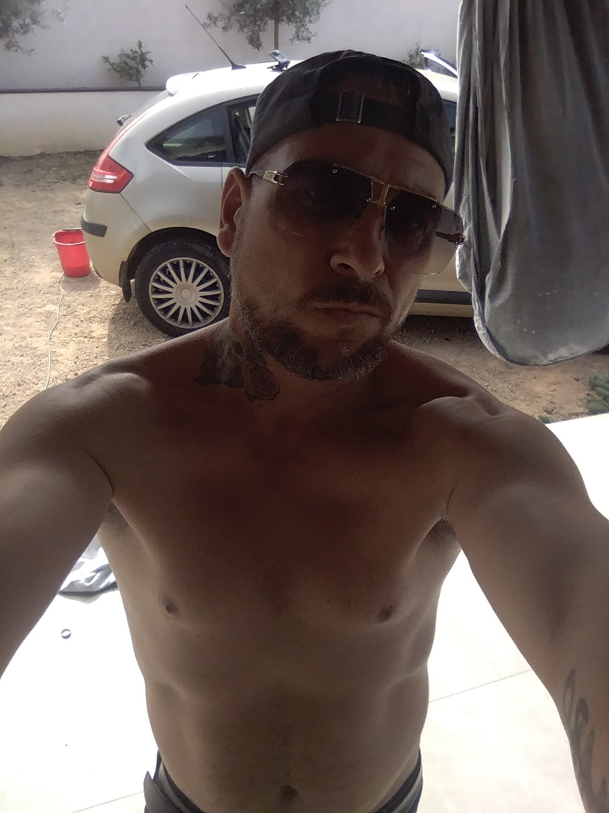 Profil de Cyr, 42 ans, Escort TS Suisse à Trélex