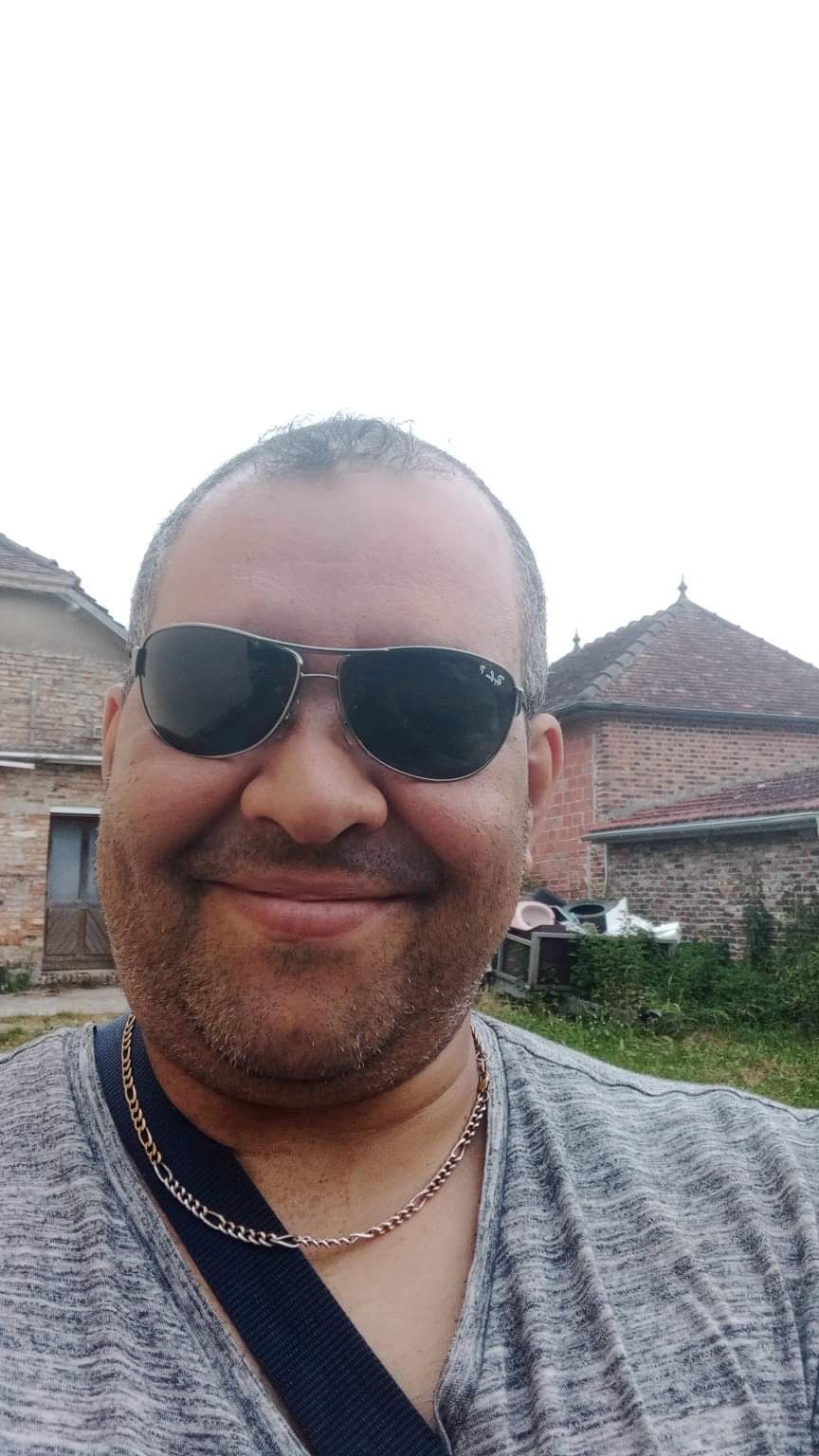 Profil de Josic, 49 ans, Escort TS Suisse à Lantsch/Lenz