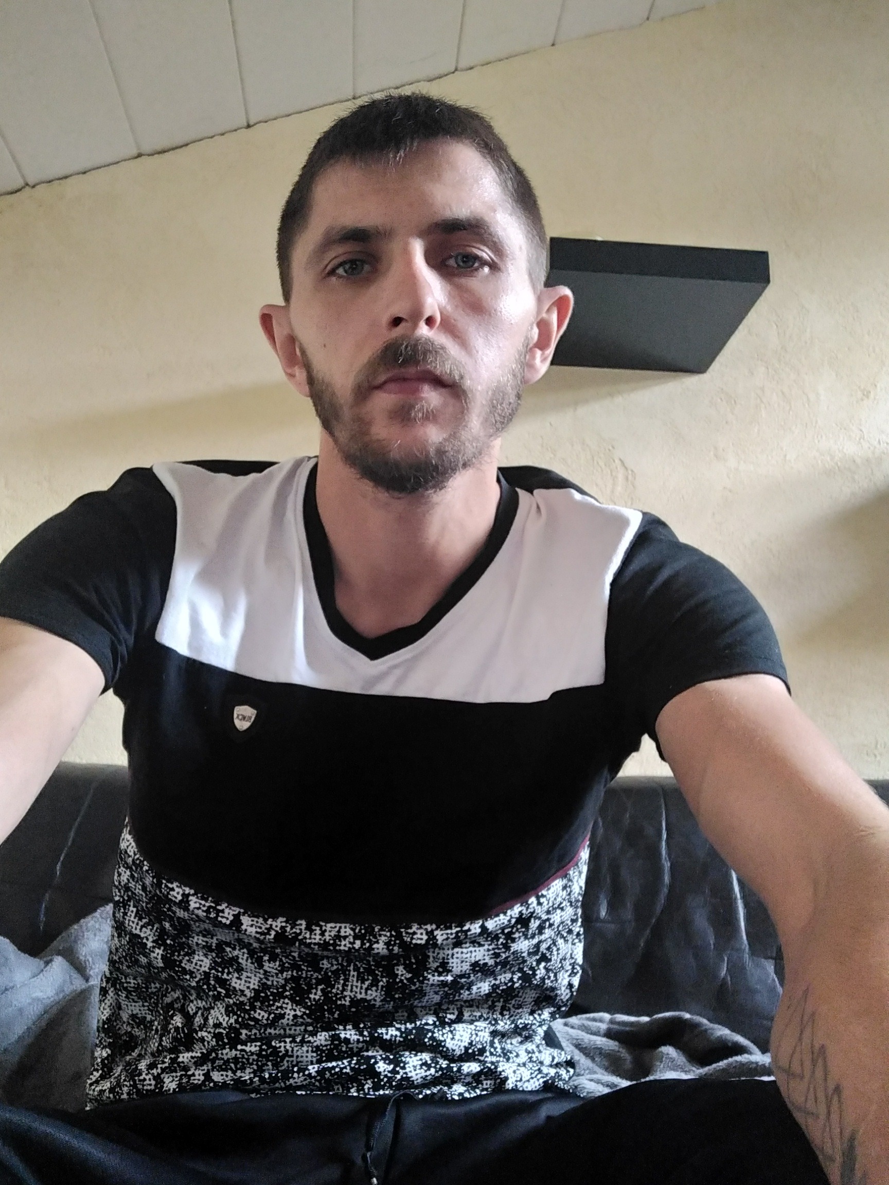 Profil de Abdelsamad, 36 ans, Escort TS Suisse à Alvaneu Bad