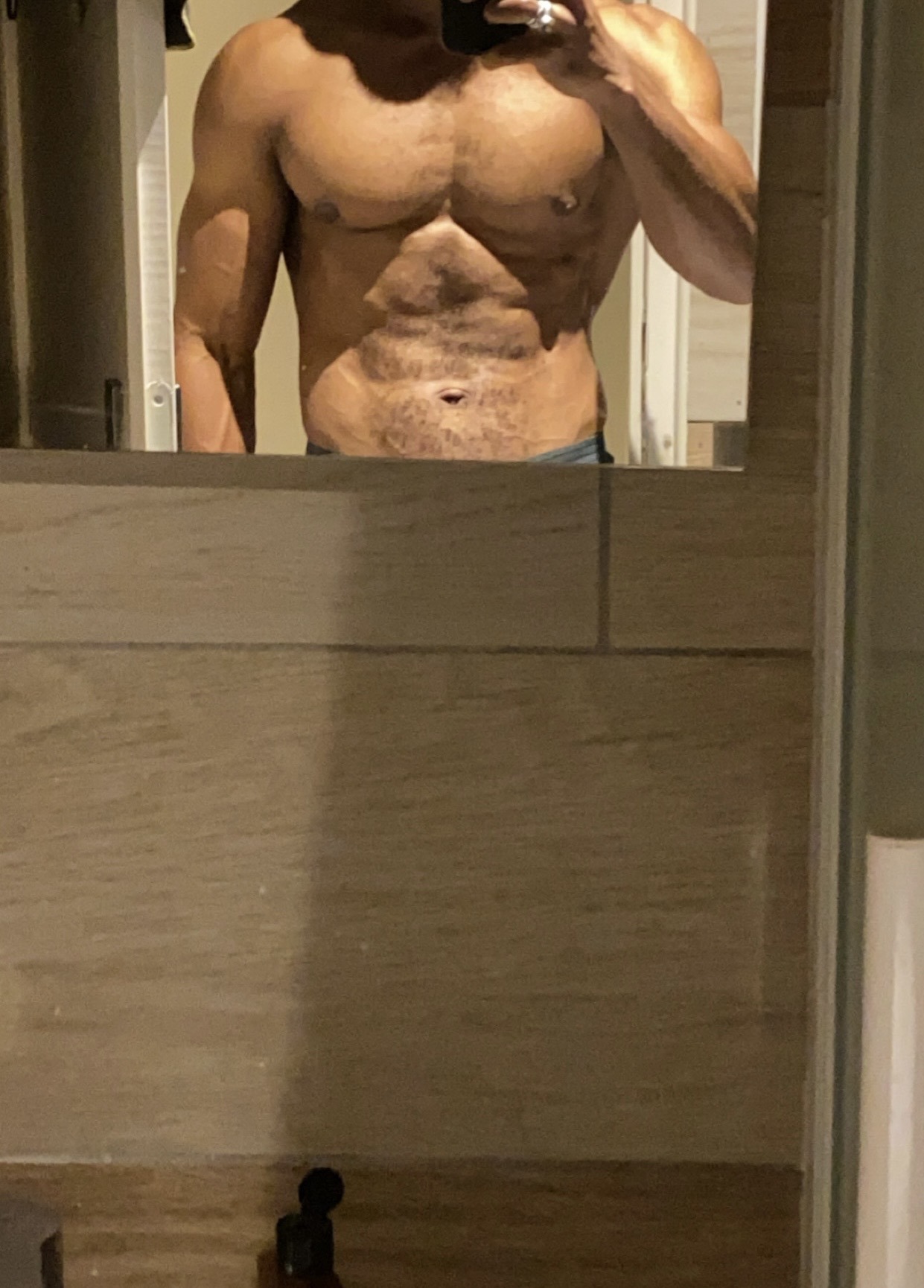 Profil de Manoah, 27 ans, Escort TS Suisse à Tübach