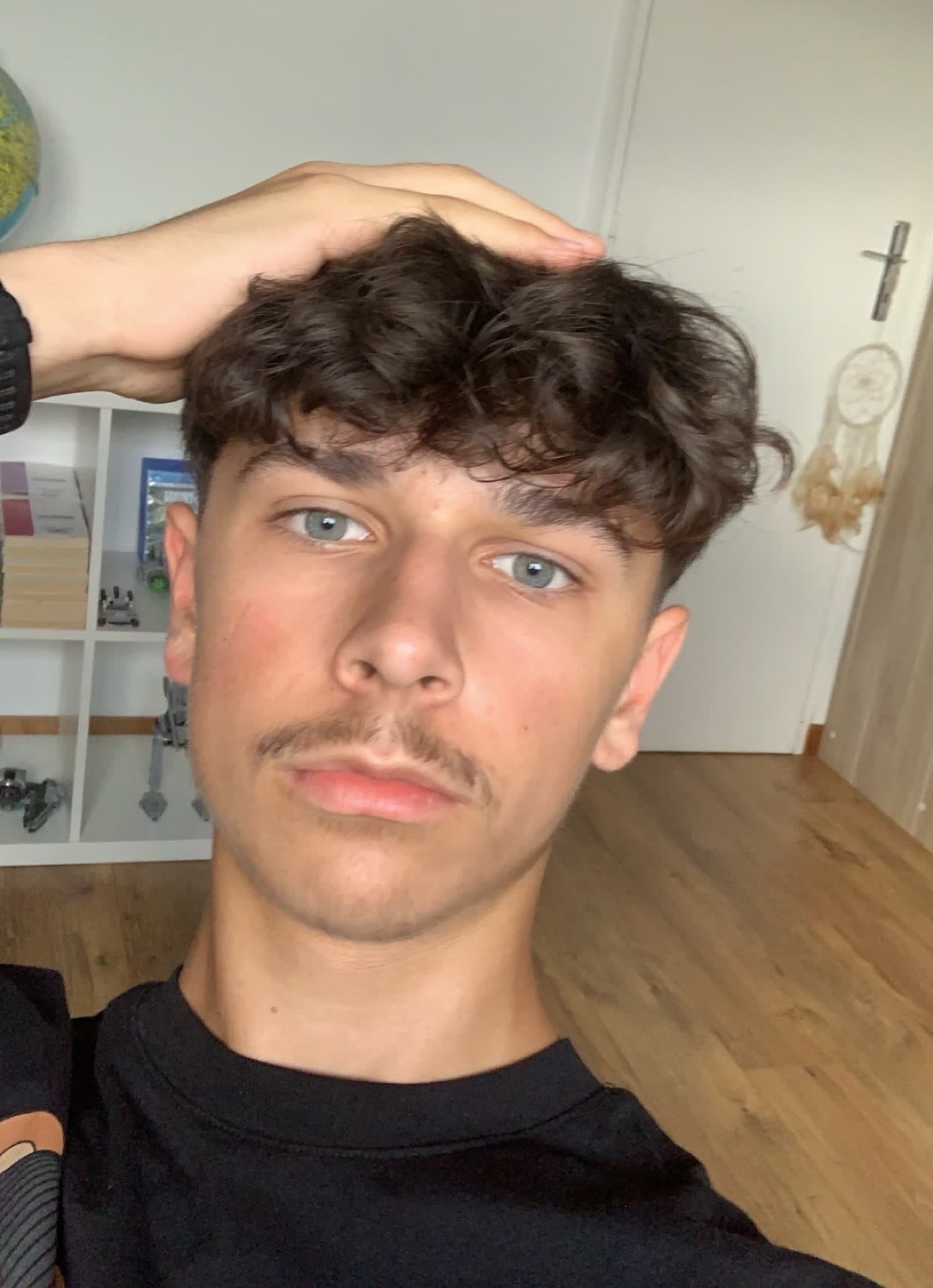 Profil de Manson, 18 ans, Escort TS Suisse à Châtel-St-Denis