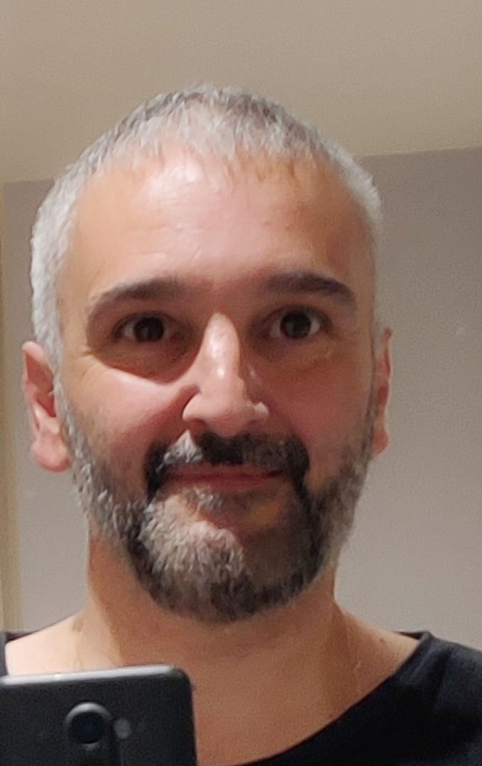 Profil de Naïm, 48 ans, Escort TS Suisse à Thielle