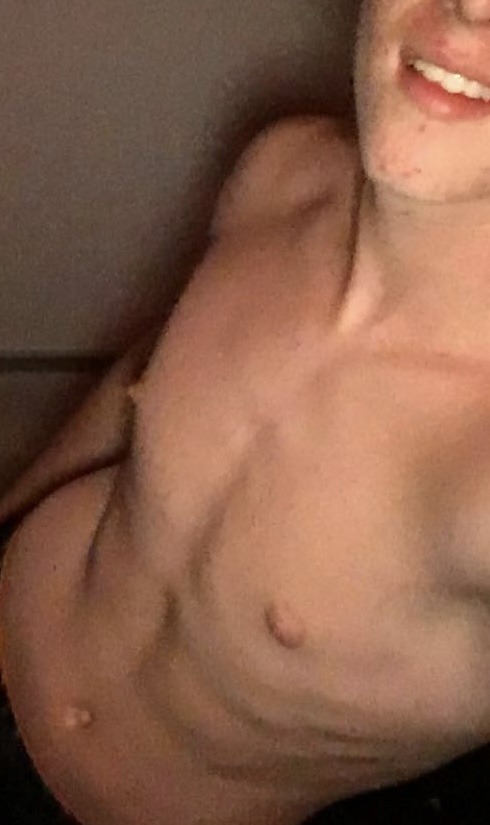 Profil de Mateus, 24 ans, Escort TS Suisse à Roggenburg