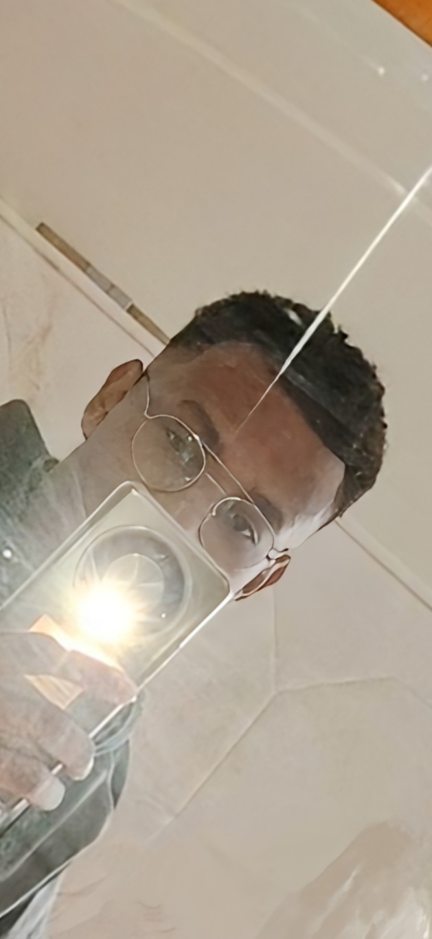 Profil de Ivan, 24 ans, Escort TS Suisse à Lussery-Villars