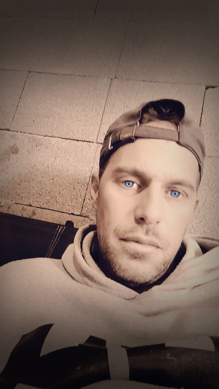 Profil de Andro, 45 ans, Escort TS Suisse à Bevaix